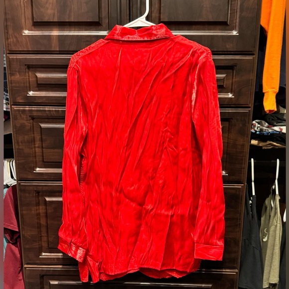 Maggie sweet 2pc Set Vibrant Red Button-Up Shirt & tank top LARGE - Picture 2 of 7